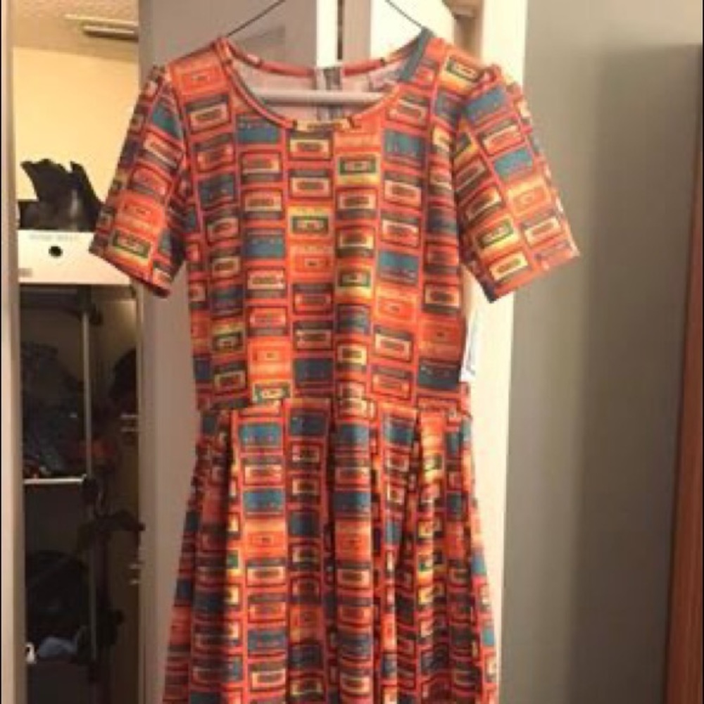 Lularoe Amelia dress - size small